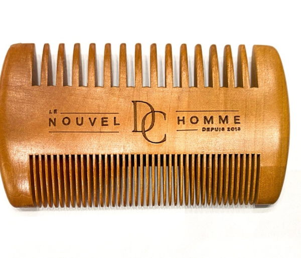 Peigne en bois pour hommes, depuis 2013.